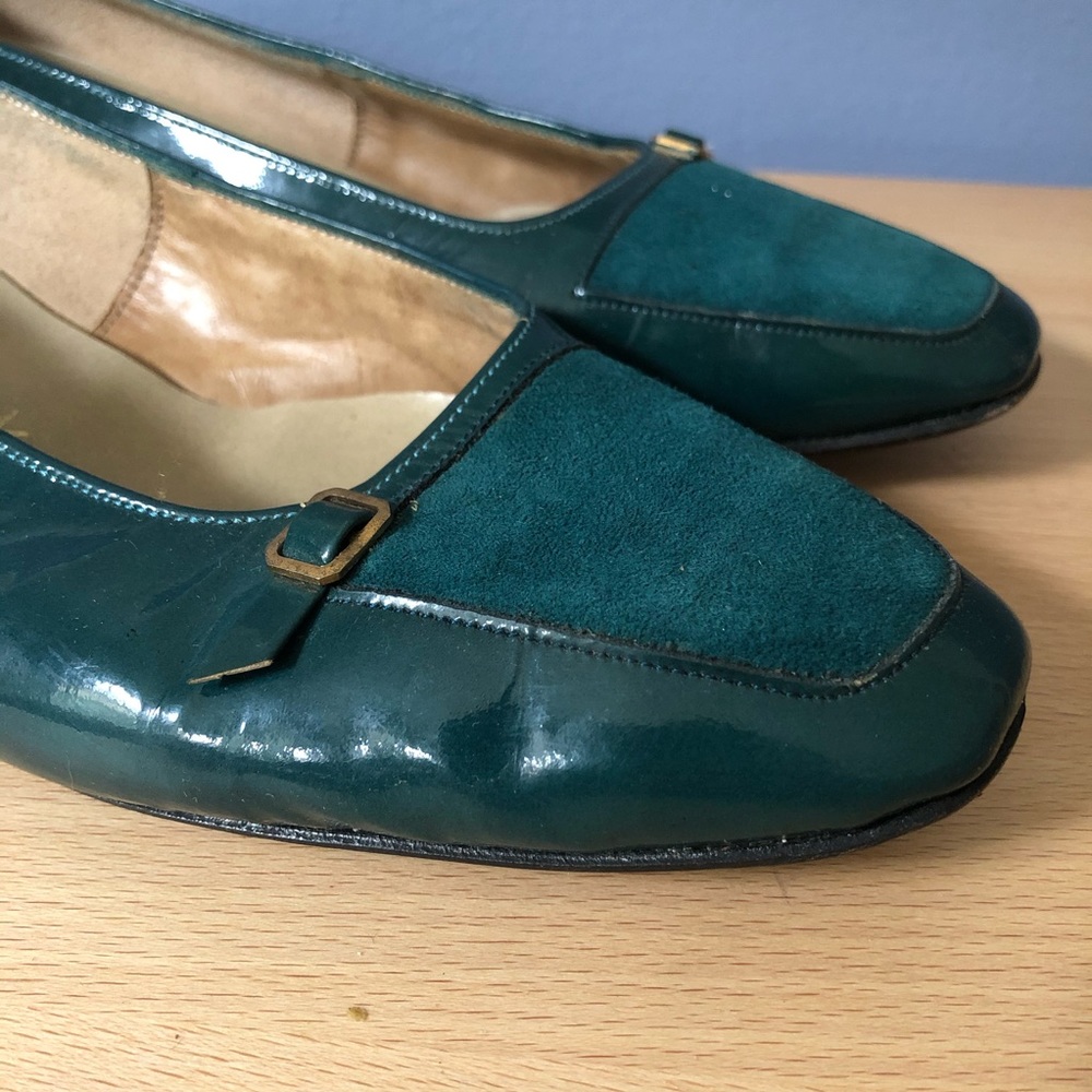 Vintage Saks Fifth Ave Green Flat Size 6.5